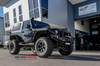 JEEP WRANGLER BEAST BLACK & MACHINED WITH DARK TINT